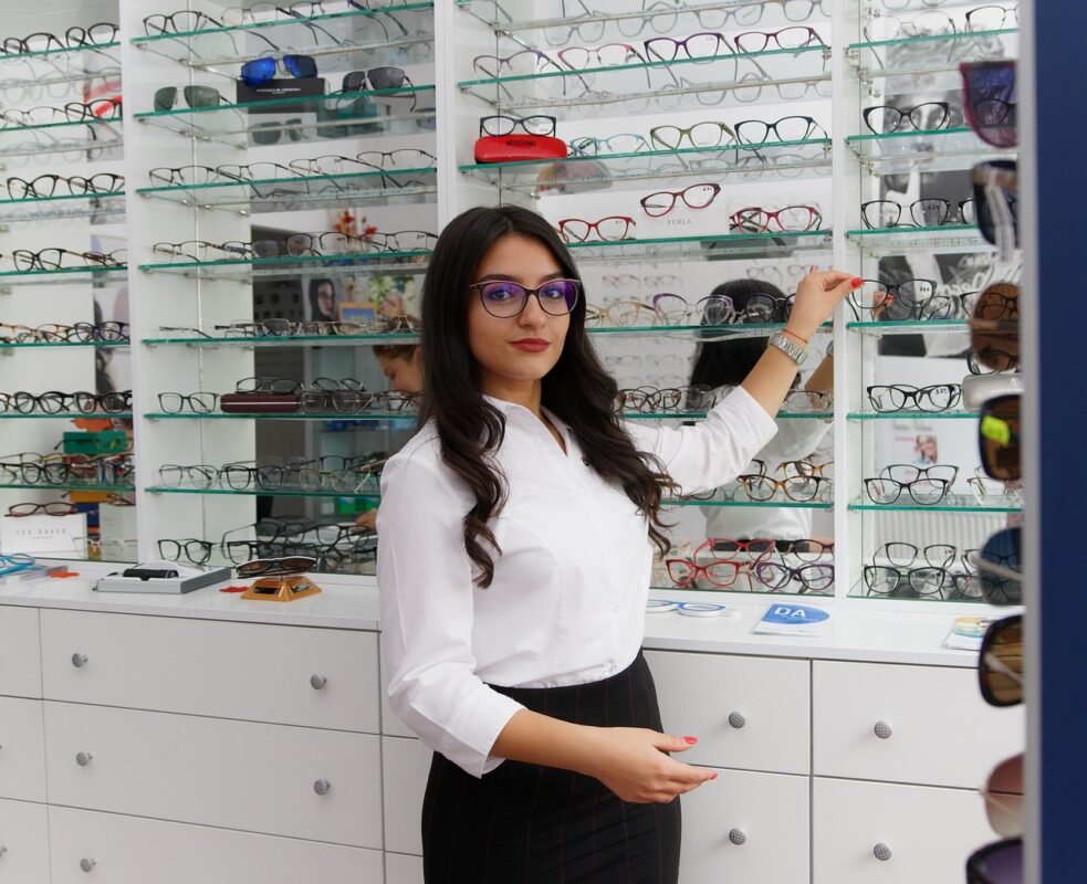 sample optical shop image